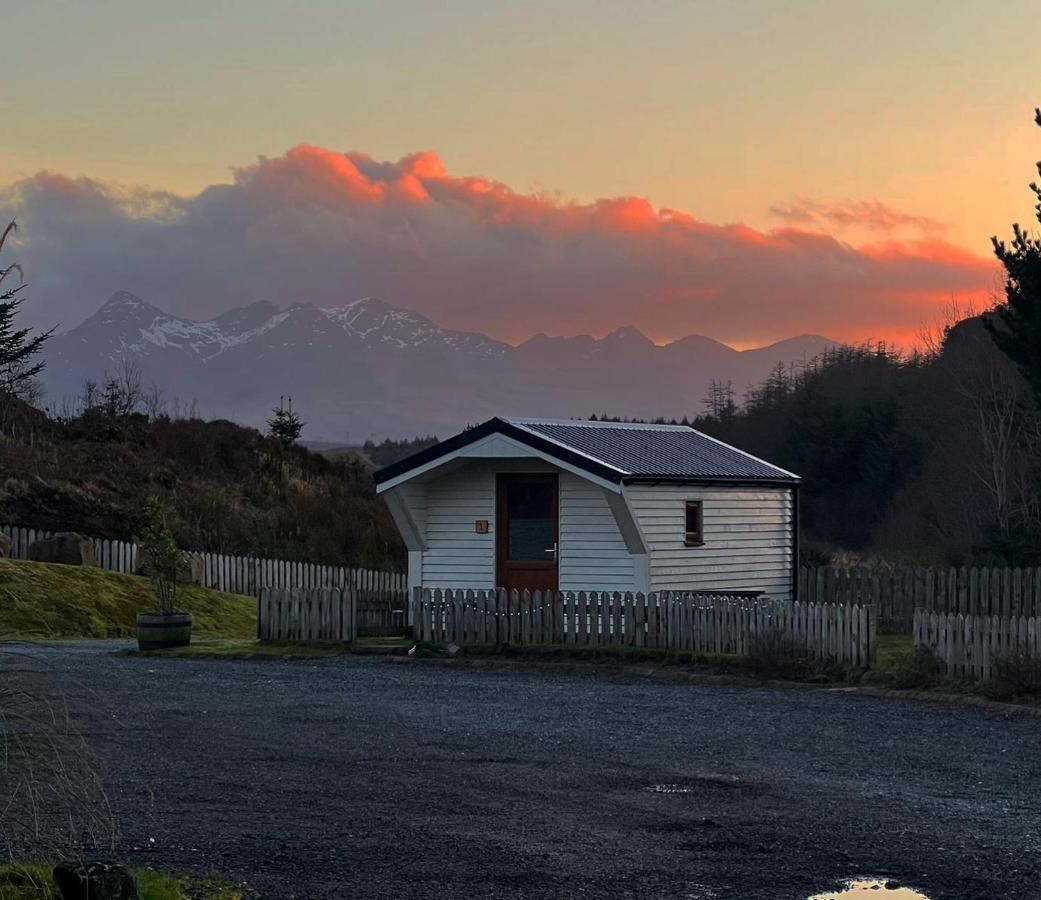 Isle Of Skye Camping Pods Экстерьер фото