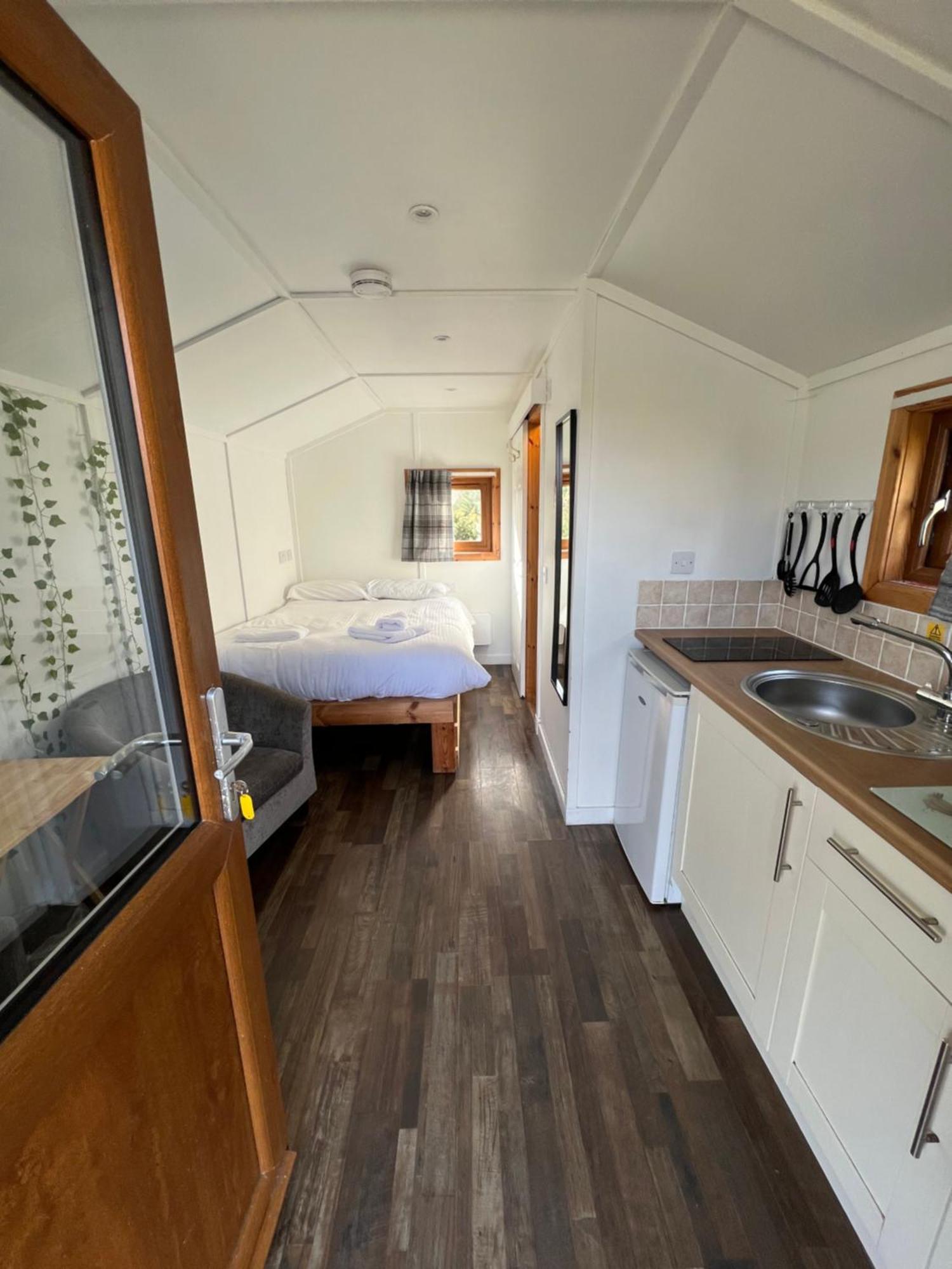Isle Of Skye Camping Pods Экстерьер фото